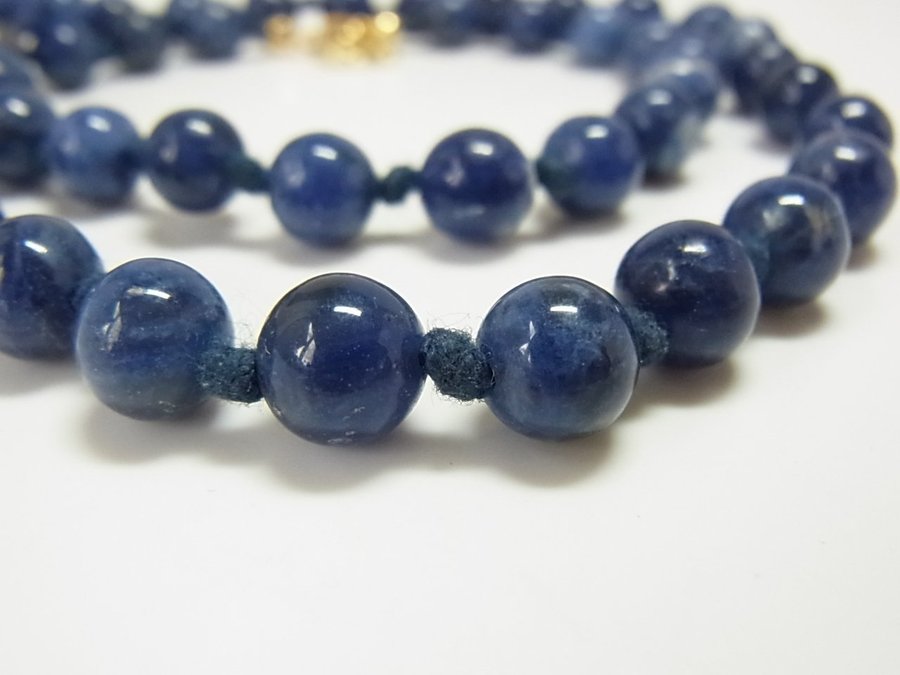 Kungsblått lapis lazuli halsband