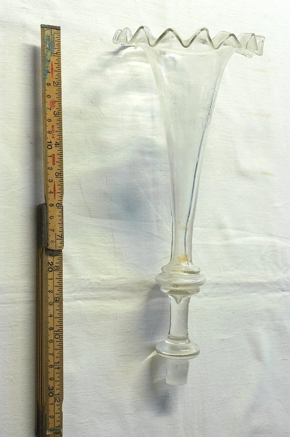 RARITET - ANTIK BORDSUPPSATS I GLAS tvådelad senare hälft av 1800-talet