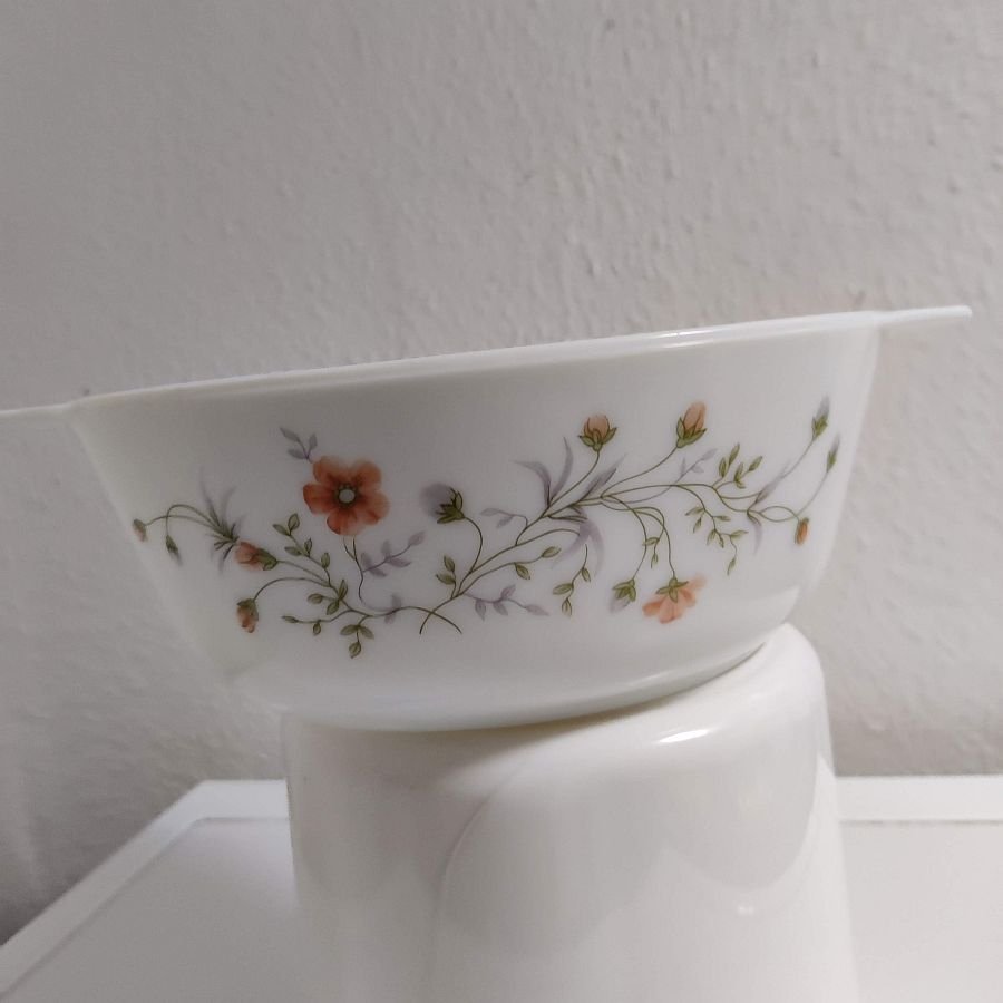 PYREX ENGLAND SKÅL KAROTT EMILY PEARS BLOMSTERMOTIV VACKERT