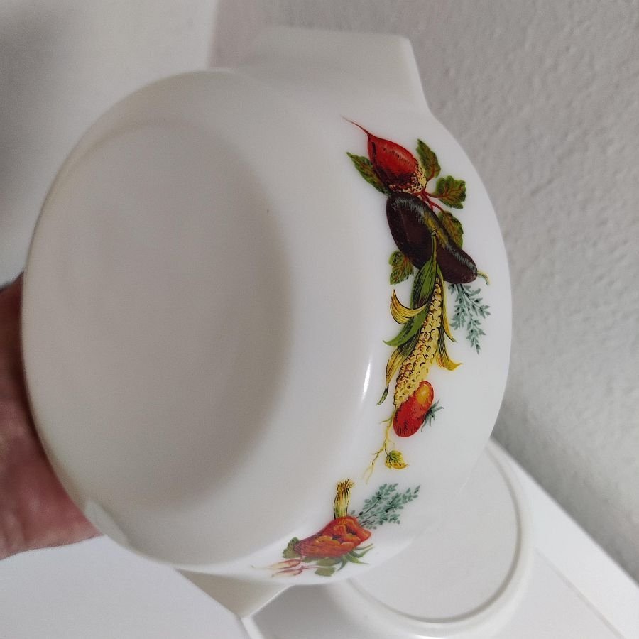 PYREX ENGLAND SKÅL KAROTT MED MOTIV GRÖNSAKER VINTAGE LÄCKER!!