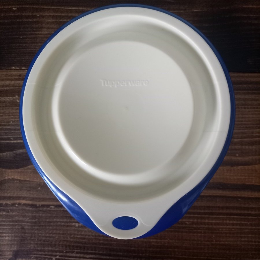 Burk 650 ml från Tupperware