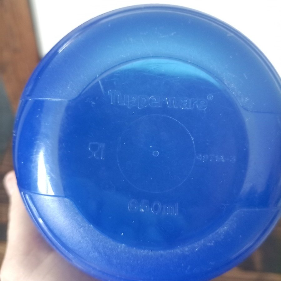 Burk 650 ml från Tupperware