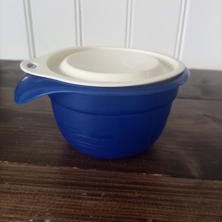 Burk 650 ml från Tupperware