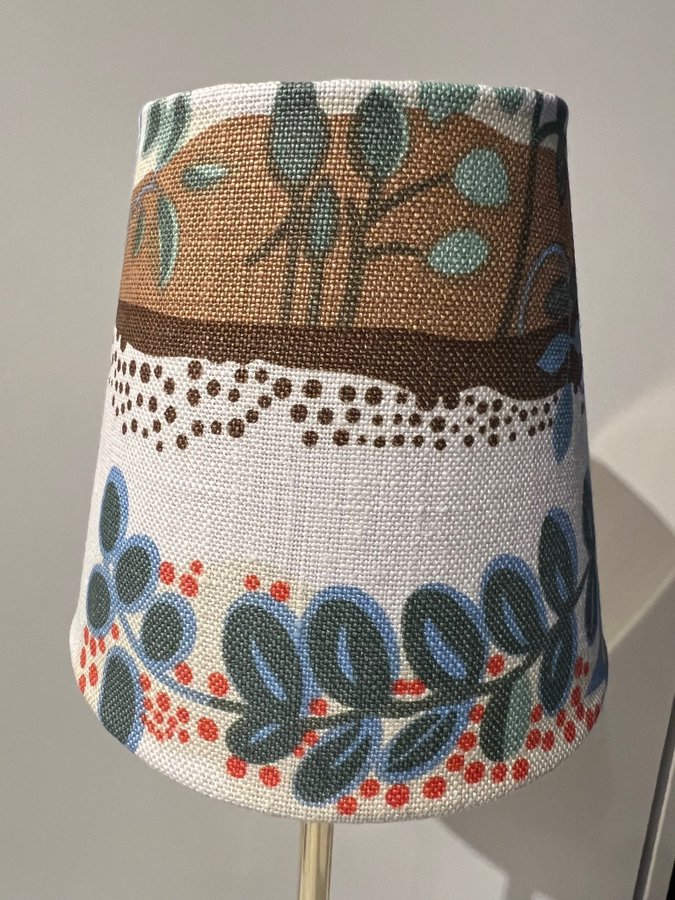 LAMPSKÄRM TYG FRÅN SVENSKT TENN JOSEF FRANK / TEXTIL PRIMAVERA