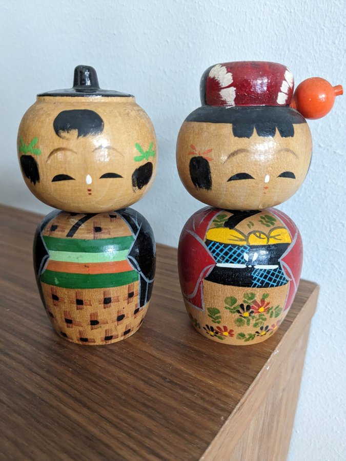 Kokeshi dockor trä Japan vintage