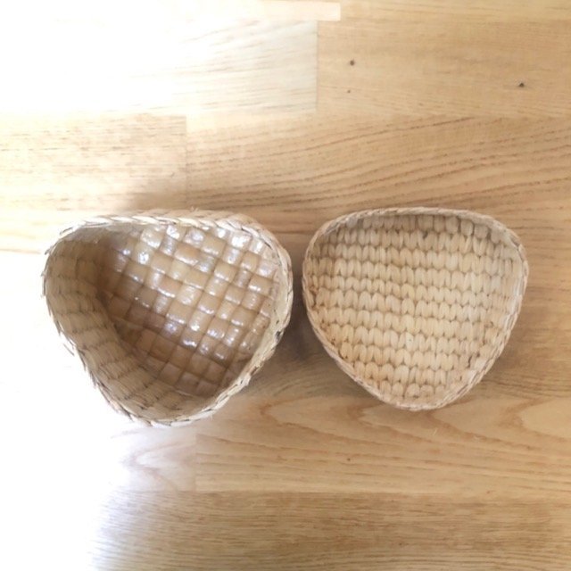 Vintage triangle shape / heart shape mini wicker basked with lid