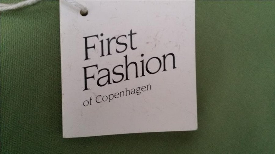 örhängen clips 80-tal First Fashion of Copenhagen Längd ca 8 cm