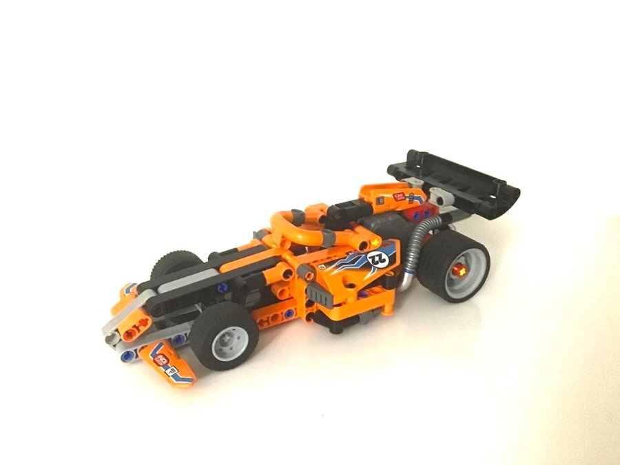 Lego Technic Orange Racerbil Set 42104