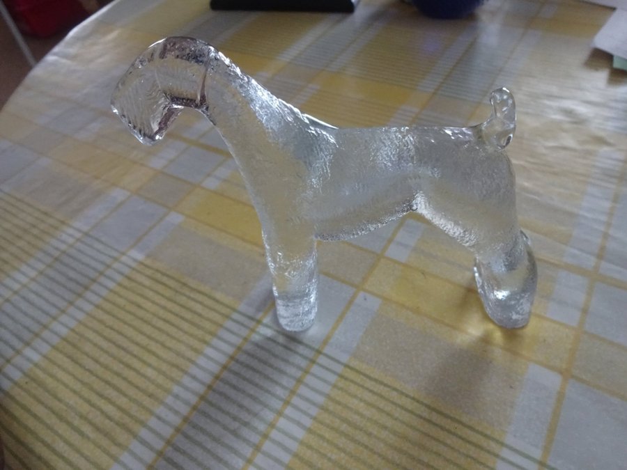 Glasfigur Hund BWallin