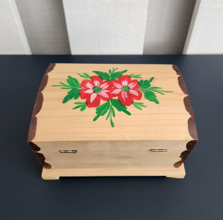 Wooden Treasure Chest Trinket Box Hand-Painted Öland