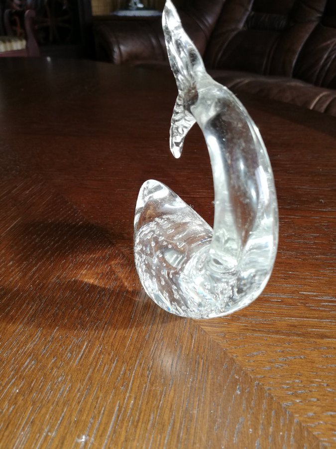 fisk i glas av småländskt glasbruk - 10½ x 12 cm vikt 225 g