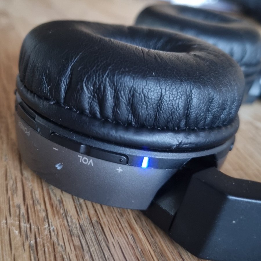 Sony MDR-ZX550BN Bluetooth hörlurar med NFC