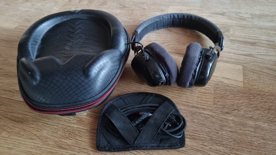 V-MODA Crossfade M-80 On-ear headphones