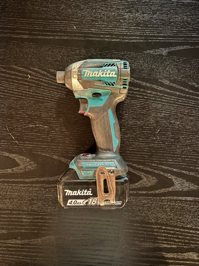 Makita DTD154 slagborr