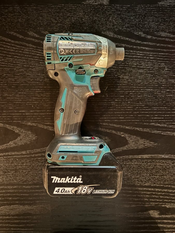 Makita DTD154 slagborr