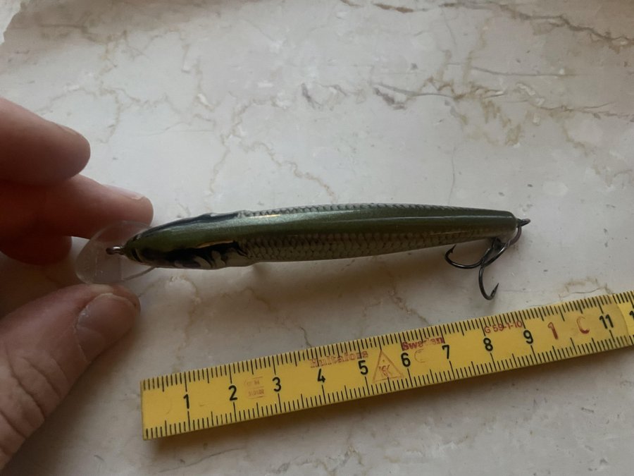 Salmo Sting 9cm