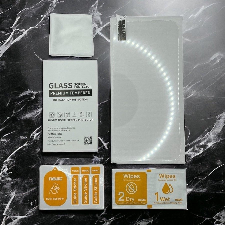 [Paket] iPhone 12 / 12 Pro - Silikon Skal + 2x 9H Härdat Glas Skärmskydd