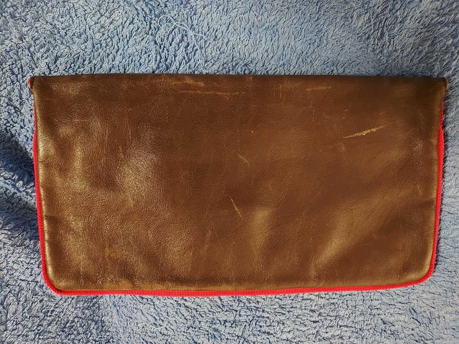 kuvertväska CLUTCH skinn OLIVGRÖN ca 165x295 cm