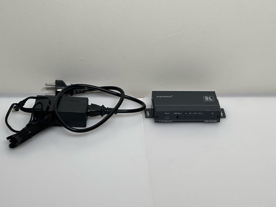 Digitools HDMI switch - VM-3UHD - HDMI Adapter