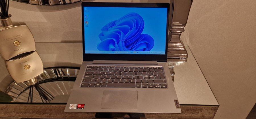 Lenovo IdeaPad 1 14ADA05