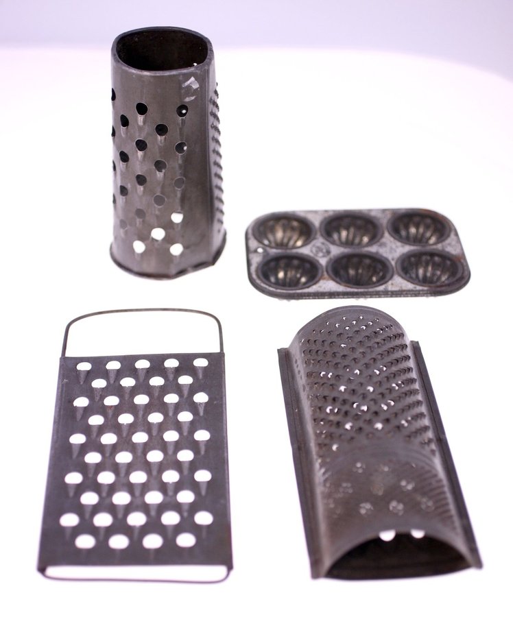 Antique metal hand-graters and vintage small cake mould-1800s/1950s-UK