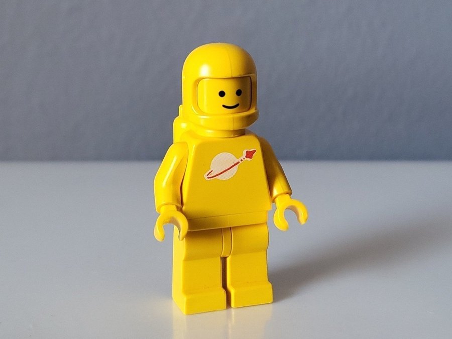 Lego Classic Space Gul Astronaut Rymdgubbe figur minifigur gubbe Vintage Retro