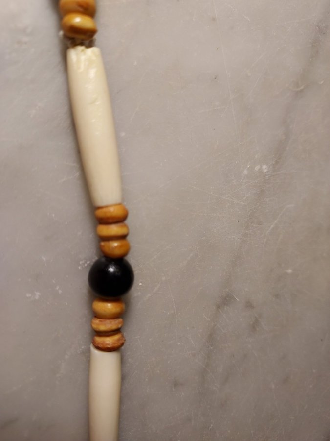 Halsband Plast Resår SVART/VITT/BEIGE Längd ca 42 cm