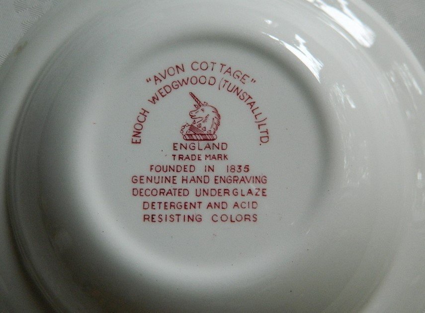 Dessertskål skål tallrik röd AVON COTTAGE Enoch Wedgwood England