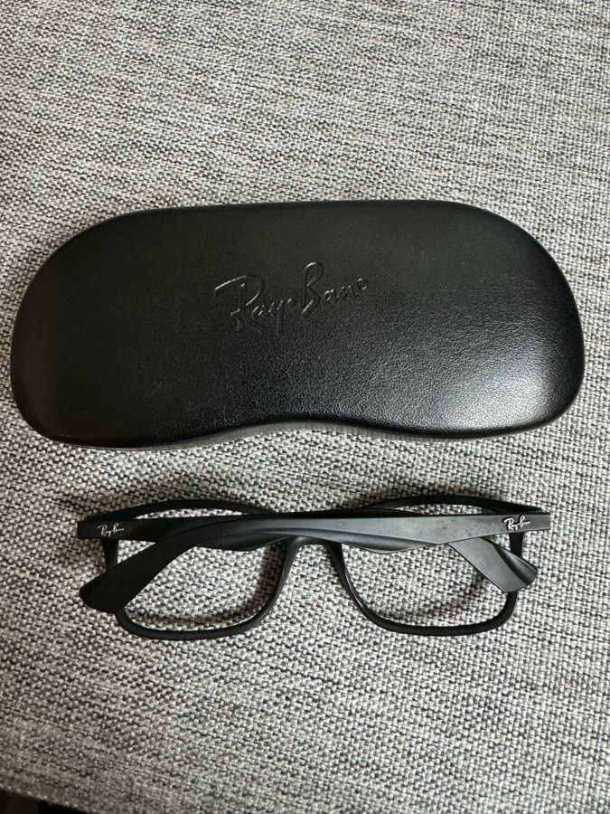 Ray Ban bågar RB 7047