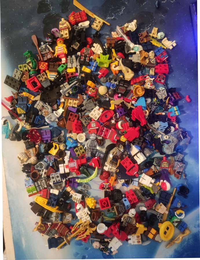 Lego Minifigurer - Blandad Samling