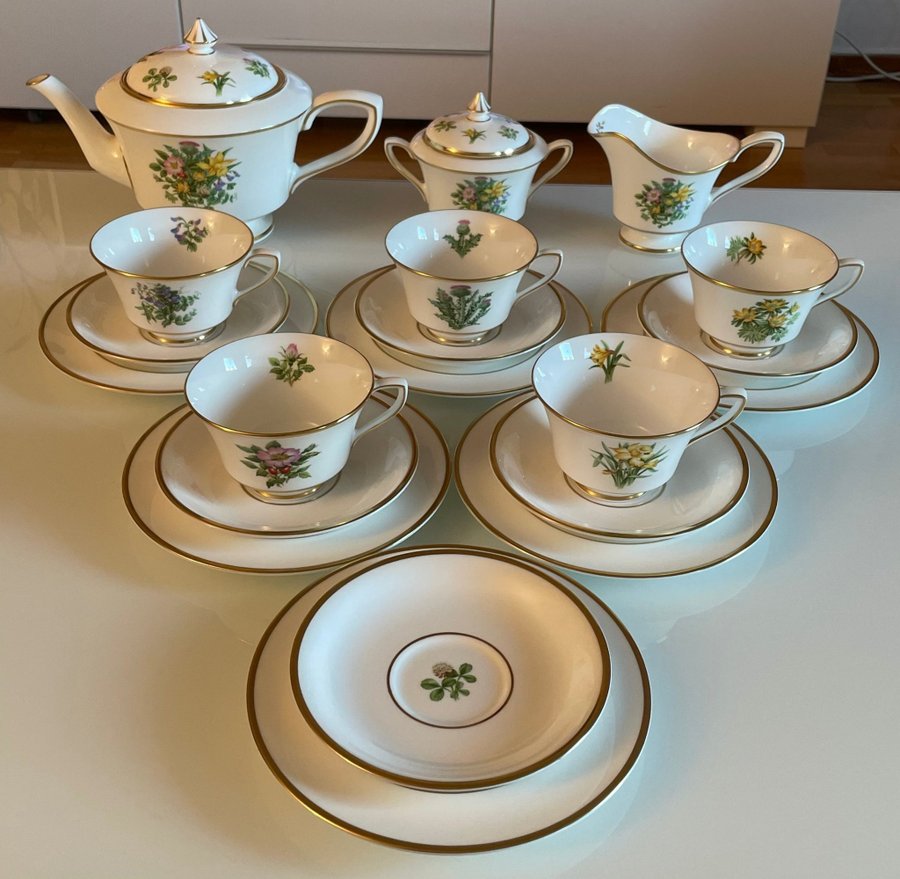 Royal Worcester, L’Atelier Art Editions, te service för 6 personer