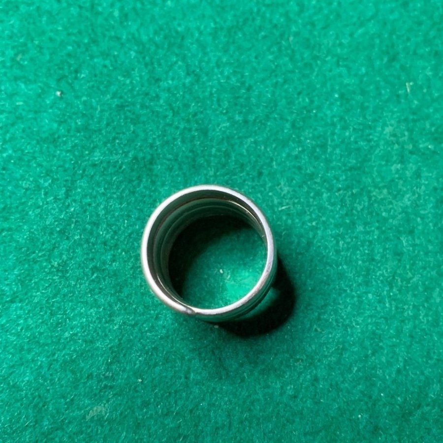 Ring i silver