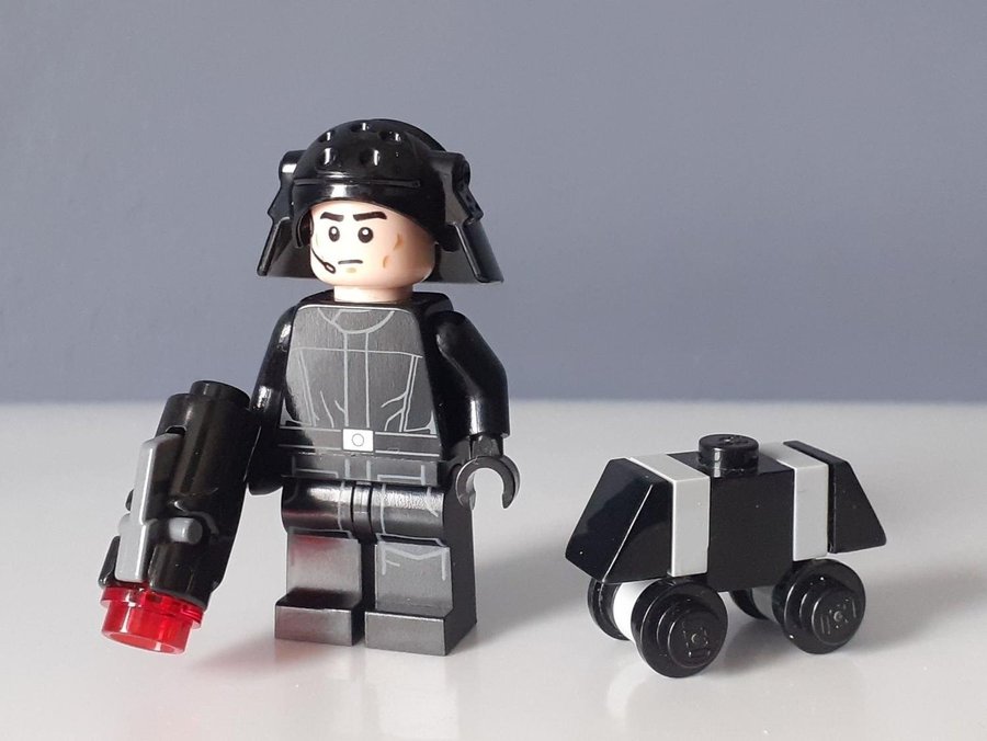 Lego Star Wars Imperial Navy Trooper och Mouse Droid figurer