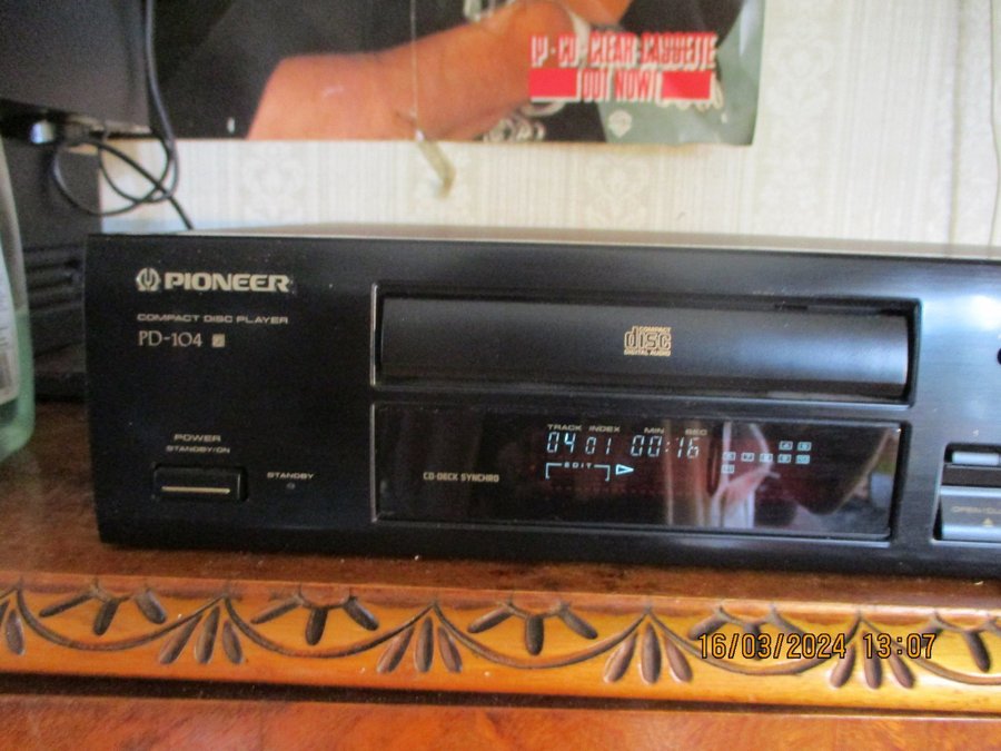 PIONEER COMPACT DISC PLAYER MODELL PD-104 SR CD DECK SYNCRO