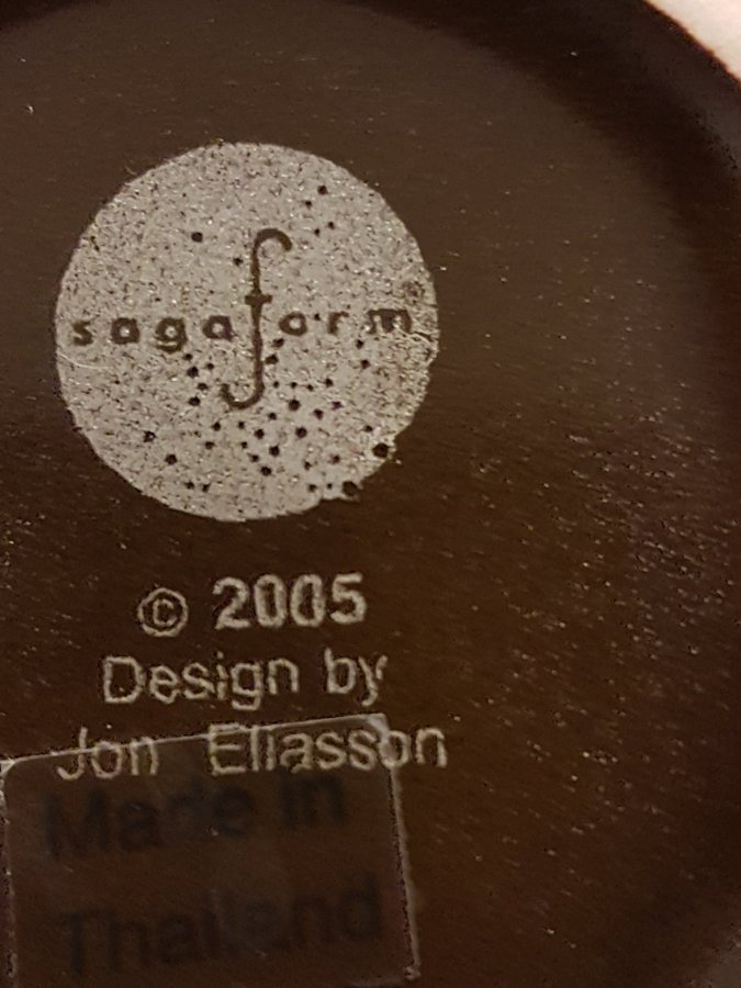 2 st Uppläggningsfat 4 skålar i brunt från Sagaform 2005 Design Jon Eliasson