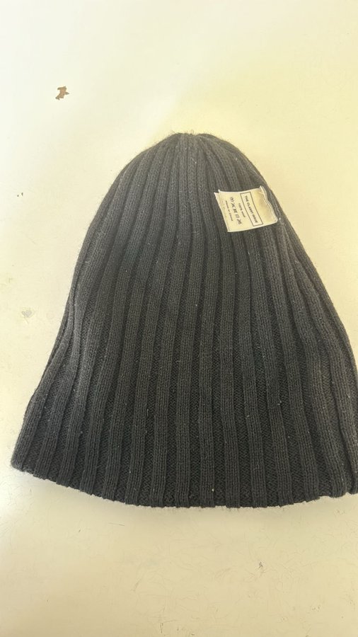 The Classy Issue TCI mössa beanie i 100% ull svart