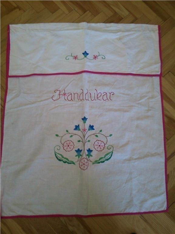 paradhandduk linne handbroderad !