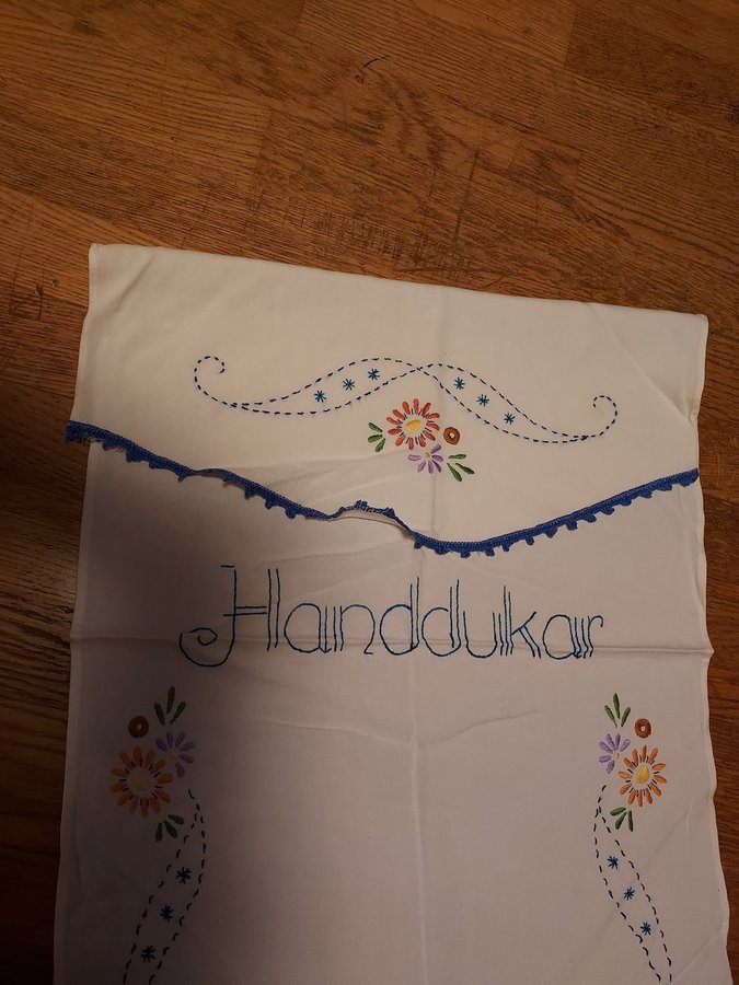 Paradhandduk Handbroderad 20-tal Bredd 47 cm/Längd ca 79 cm