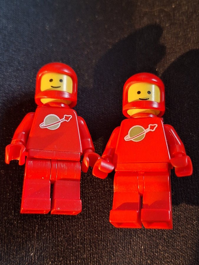 Lego Lego Classic Space minifigur red - Red spaceman sp005 nr 5 fint guldtryck