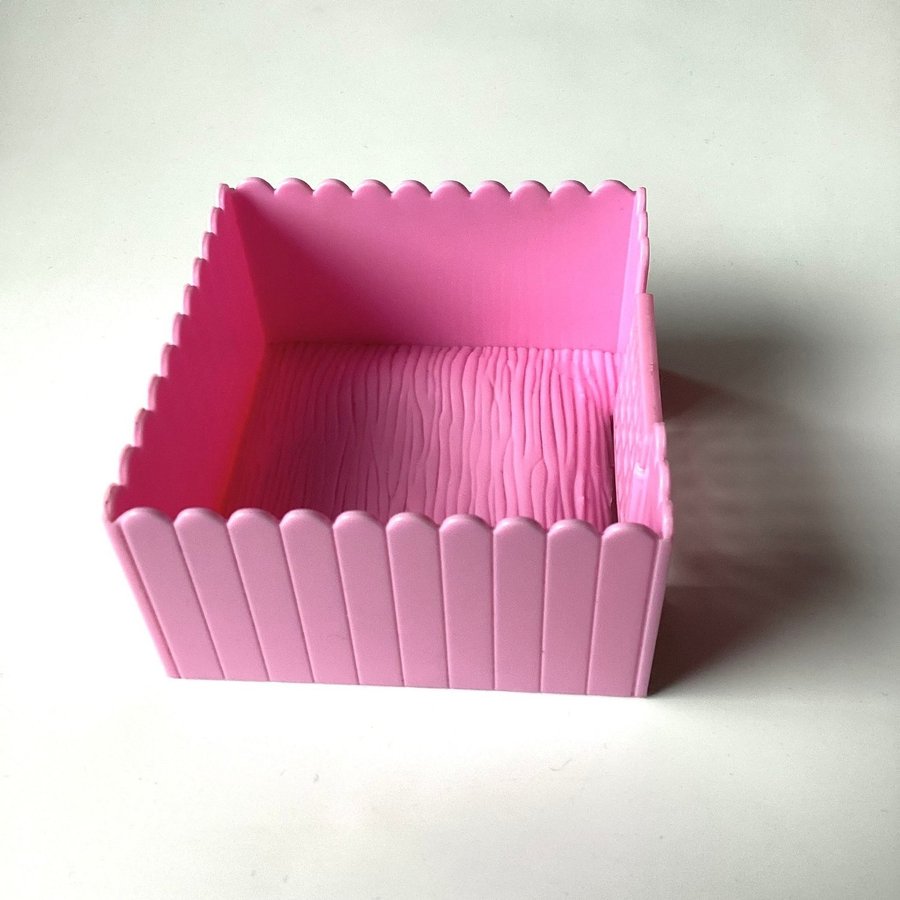 Rosa bur 8x8cm hage Barbie Sindy mfl med dörr För kaniner hund hästar föl Djur