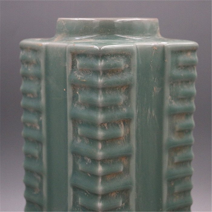 Song Dynasty Hutian kiln shadow green carved amphora fully handmade