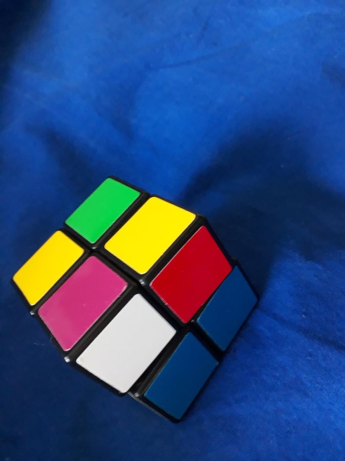 spel RUBIKS KUB !