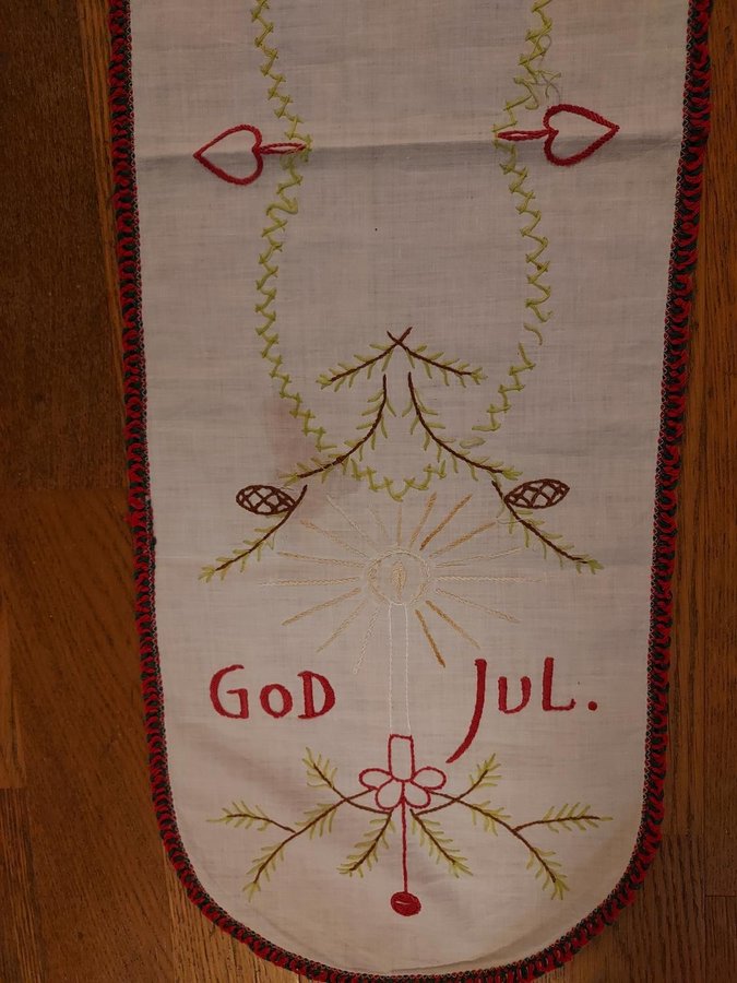 löpare JUL handbroderad 50-tal 25x82 cm !