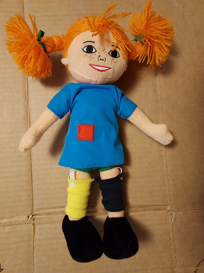 docka PIPPI Långstrump 30 cm !