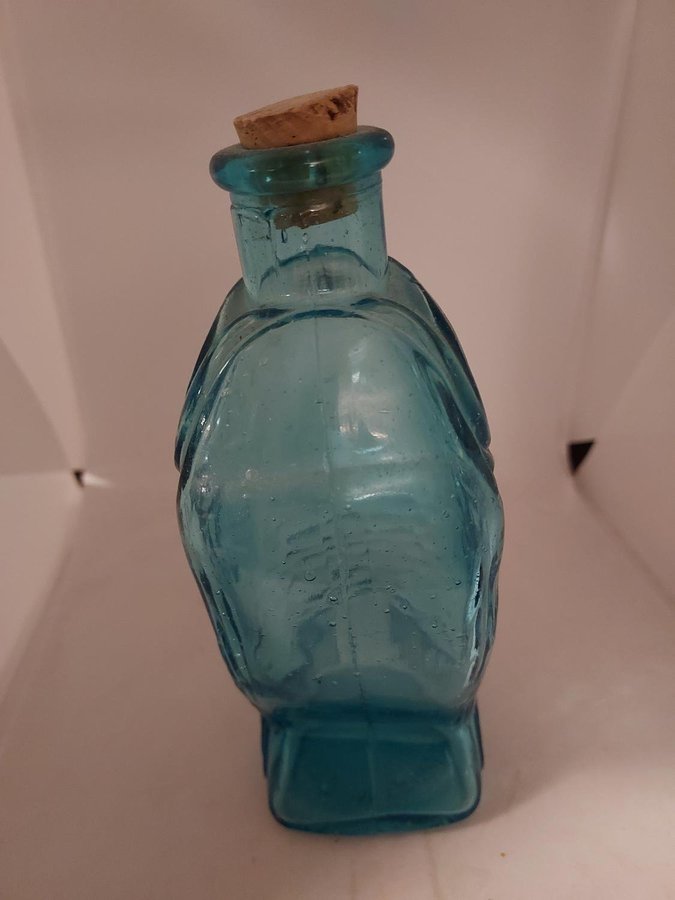 flaska glas FISK Blå höjd 15 cm !