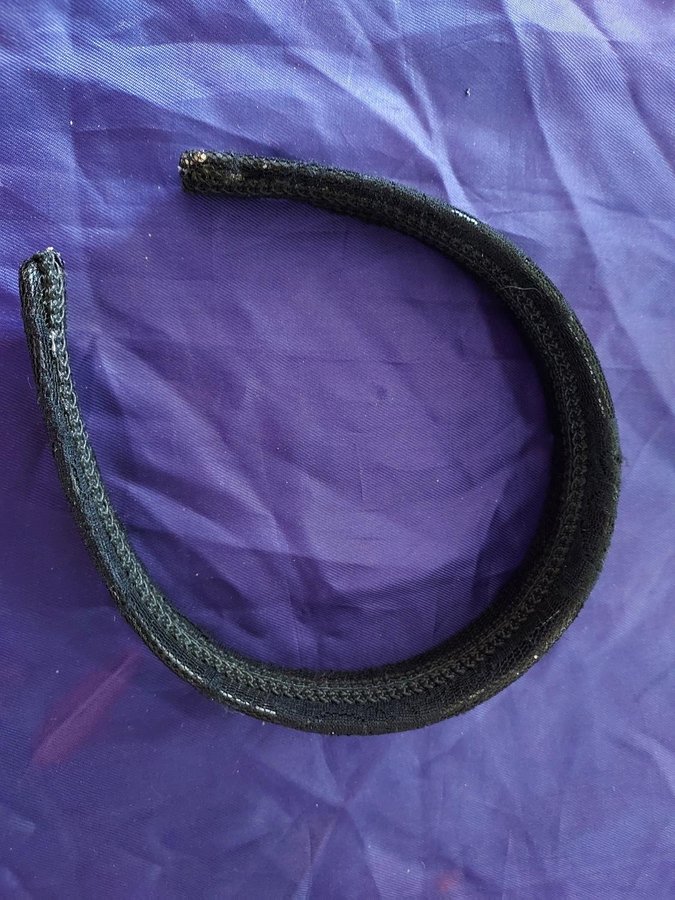 diadem flapper SVART mönstrad stl 55/58 !