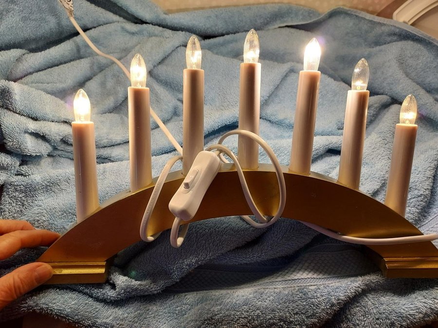 ljusstake trä GULD Advent JUL !