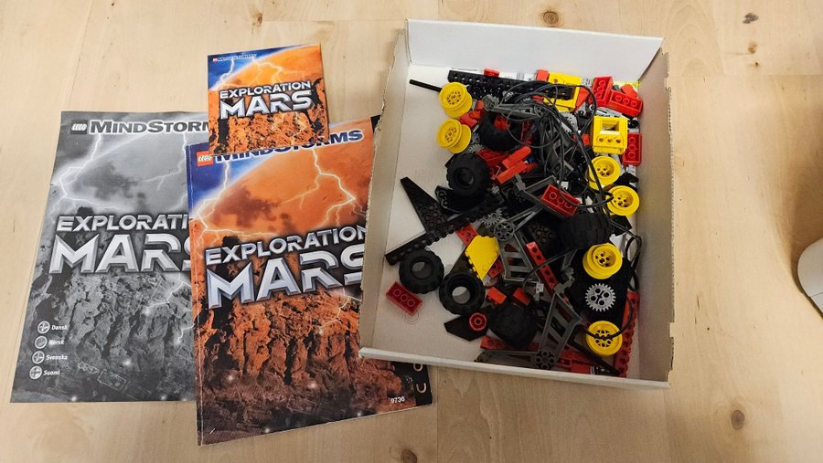 Lego Robotics Invention 20 + Vision Command + Exploration Mars