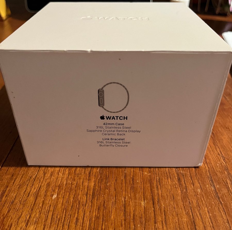 ENDAST LÅDA: Apple Watch S0 SS Linköping Braclet 42mm