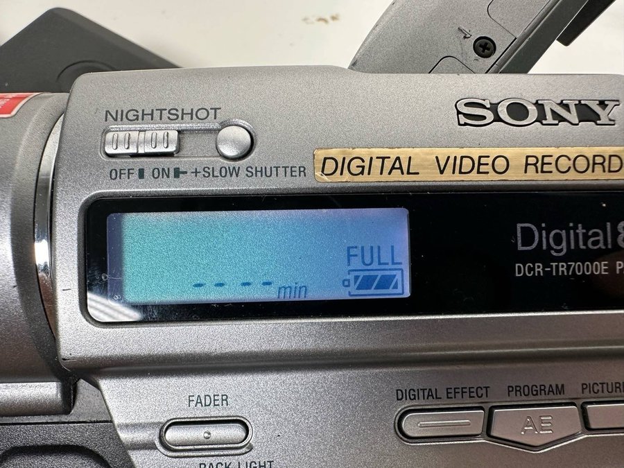 Videokamera Sony DCR-TR7000E Video Camera Recorder Digital 8 PAL